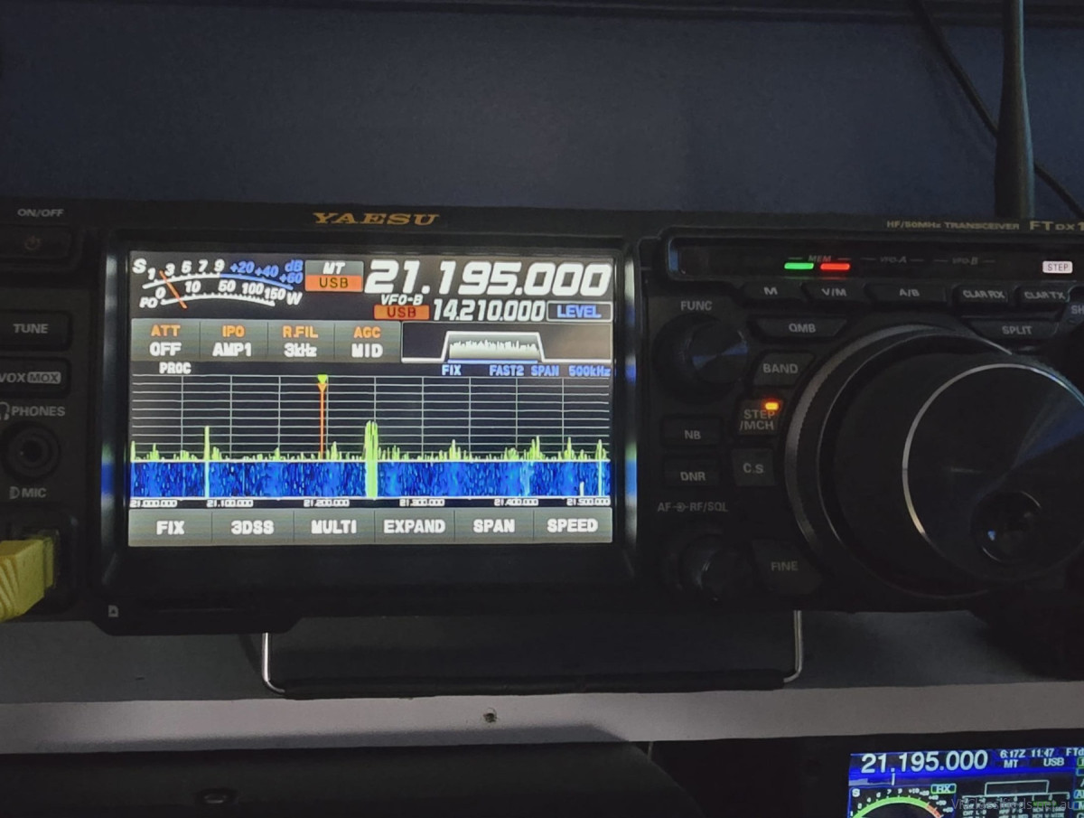 YAESU FTDX10 STATION