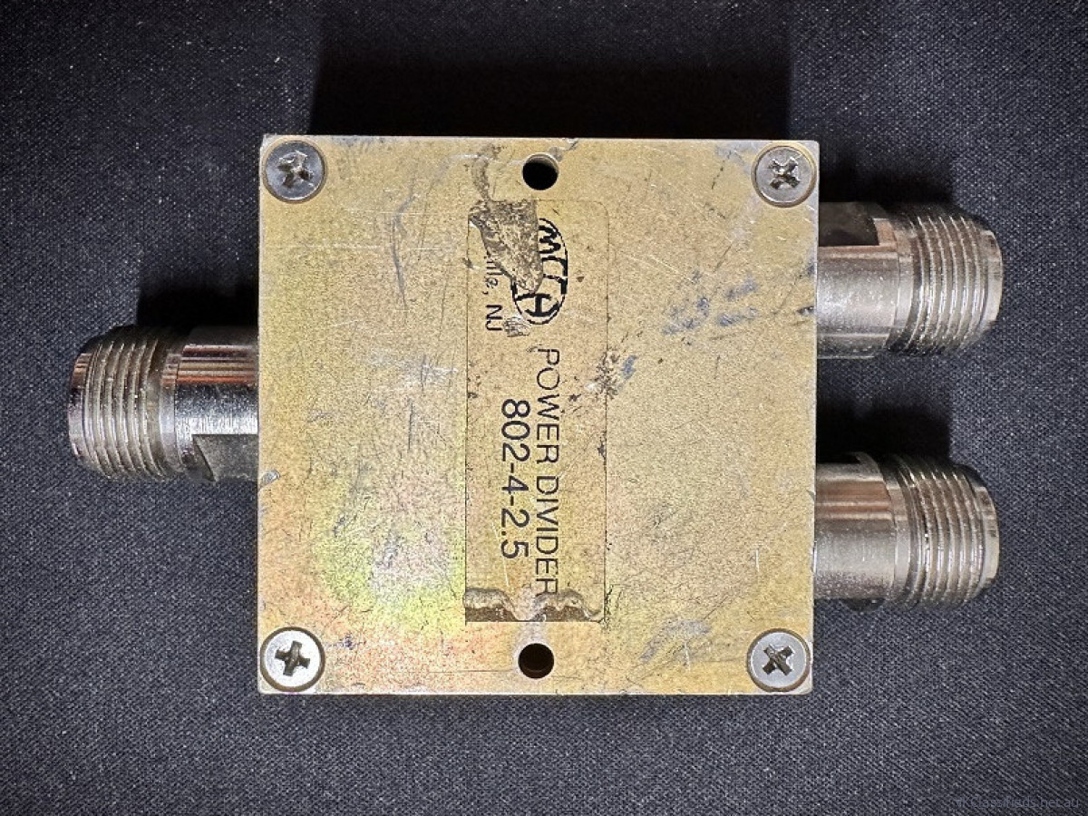 MECA - Power Divider 2-Way - 5-500 MHz - 2W