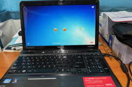 TOSHIBA Satellite P750/05S