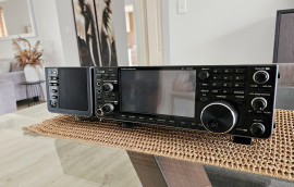 Icom IC7610 with SP41 and RC-28