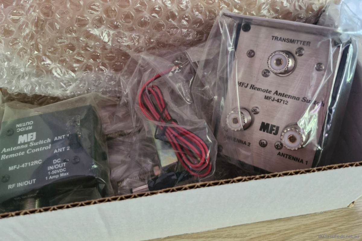 MFJ-4712 Remote Antenna Switch