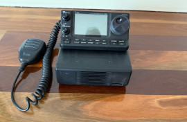 Icom IC-7100 HF/VHF/UHF all-mode HF transceiver