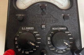 UNIVERSAL AVO METER L-AR-D37