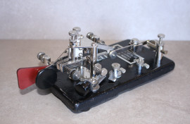 Buzza 100 double-lever 'bug' 