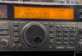 Icom 736 Built in tuner and Power Supply VGC