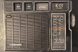 Toshiba IC-777 Shortwave Receiver
