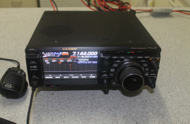 Yeasu FTDX 10 transceiver