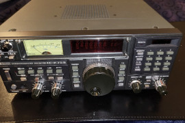 ICOM R-71A As New.