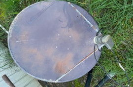 Oval Dish 1050x940mm OD, feed horn and rotator