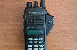 Motorola GP338 UHF Transceiver