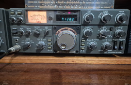 Kenwood  TS 830 
