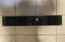 MOTOROLA SLR8000 REPEATER 403-470MHz 100Watt