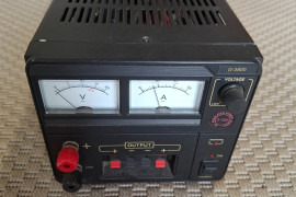 D3800 25 AMP POWER SUPPLY